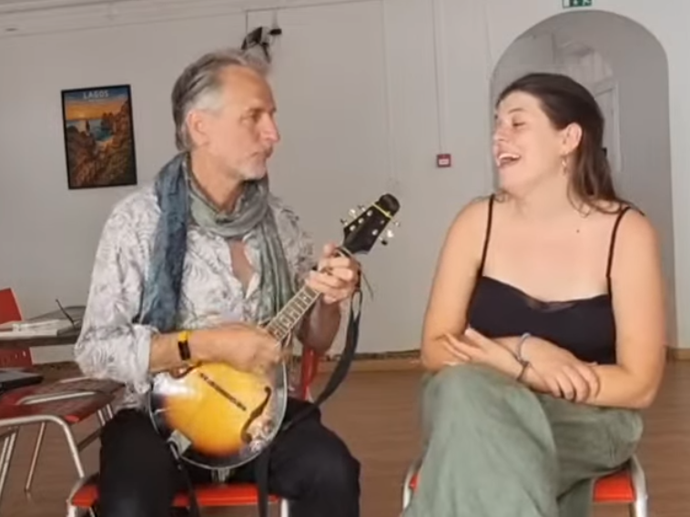 Mina — Catalan singer, Lagos